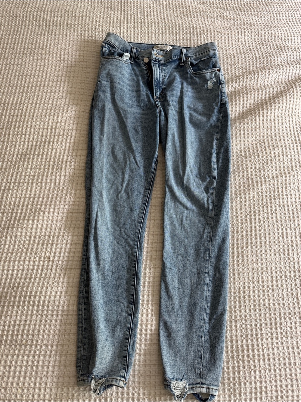 Abercrombie Women's Light Blue Denim Jeans